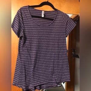 Authentic LuLaRoe Classic Tee, size M, purple striped, like new condition